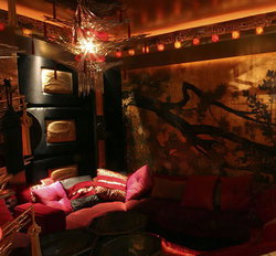 Lychee Lounge - Hotel NSW 3