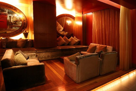 The Longroom - Hotel NSW 1