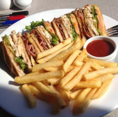 George's On Queen - Hotel NSW 1