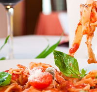 Camelot Gourmet Pizza - Hotel NSW
