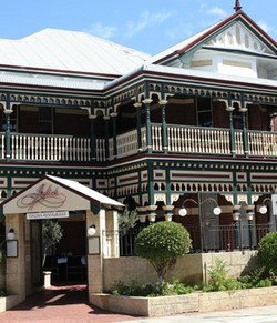Julios - Hotel NSW 0