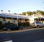 Earl of Spencer Historic Inn