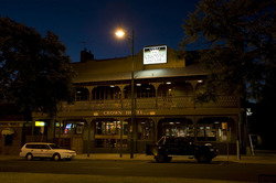 Crown Hotel - Hotel NSW 3
