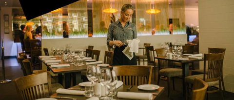 Tradies Dickson - Hotel NSW 3