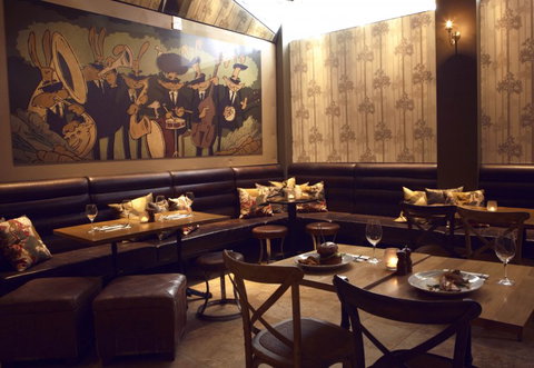 Rabbit Hole Bar And Dining - Hotel NSW 1
