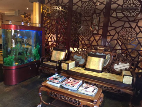 Dragon Palace - Hotel NSW 3