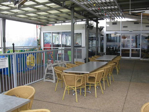 Chancellors Tavern - Hotel NSW 2