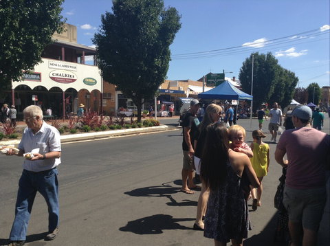 Bunny Bazaar - Hotel NSW 0