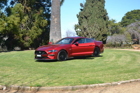 Daddy's Day Out At Borambola Wines By The Roundabout Restaurant - Hotel NSW 1
