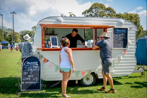 Huskisson Market - Hotel NSW 2