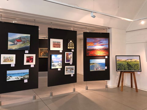 SALA 2020 Exhibition At The Ascot Community Exhibition Art Gallery. - Hotel NSW 0