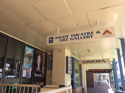 SALA 2020 Exhibition At The Ascot Community Exhibition Art Gallery. - Hotel NSW 1