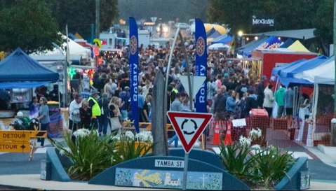 Yamba Twilight Street Markets - Hotel NSW 0