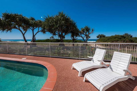 Regency On The Beach - Hotel NSW 4