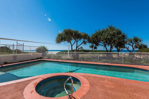 Regency On The Beach - Hotel NSW 6