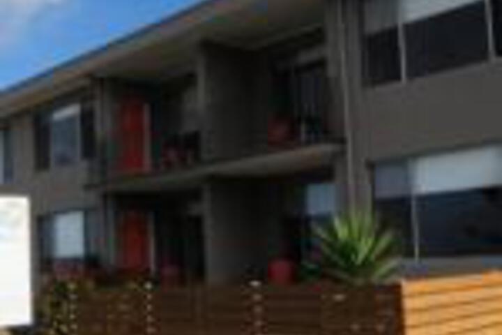 Kirton Point SA Hotel NSW