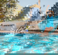 The Big Windmill - Hotel NSW