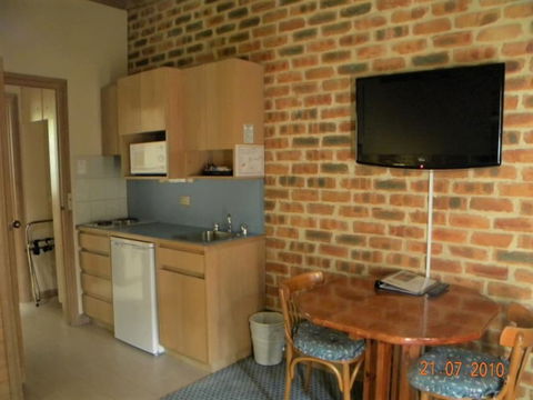 Mahogany Park - Hotel NSW 2