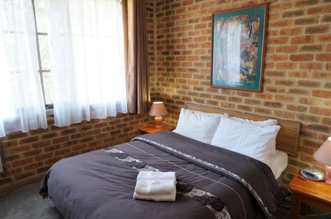 Mahogany Park - Hotel NSW 4