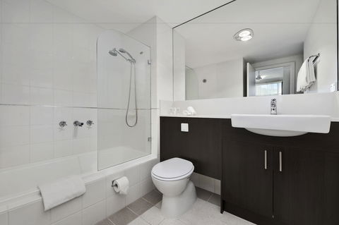 Quest Dandenong - Hotel NSW 5