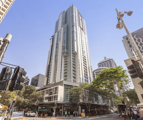 Oaks Brisbane Festival Suites - Hotel NSW 2
