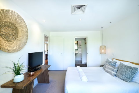 East On Byron - Hotel NSW 5
