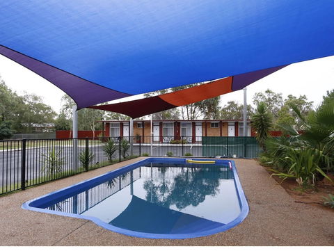 Silver Oaks Motel - Hotel NSW 6