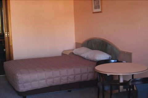 Nandewar Motor Inn - Hotel NSW 2