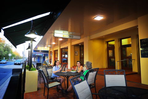 Hotel Victoria - Griffith - Hotel NSW 6