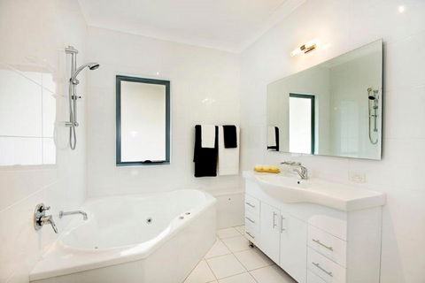 The Beach Townhouse - Hotel NSW 2