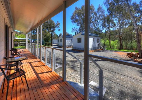 Yea Riverside Caravan Park - Hotel NSW 3