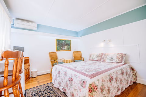 Warburton Lodge - Hotel NSW 3