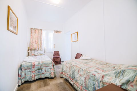 Warburton Lodge - Hotel NSW 4