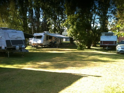 Nagambie Caravan Park & Motel - Hotel NSW 4