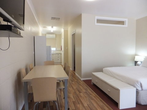 Nagambie Caravan Park & Motel - Hotel NSW 0