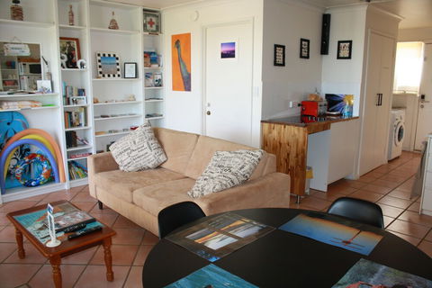 Shark Bay B & B - Hotel NSW 1