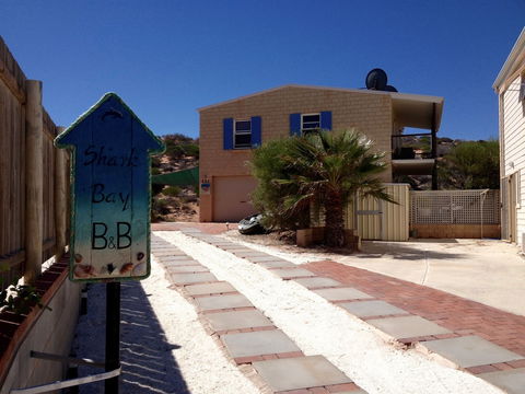 Shark Bay B & B - Hotel NSW 0