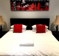 Deluxe Lake View House - Hotel NSW