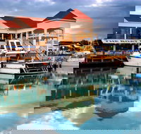 The Marina Hotel - Mindarie - Hotel NSW