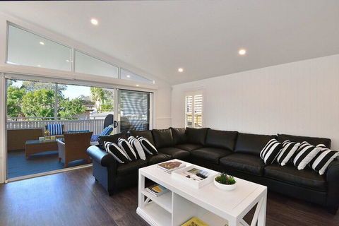 Margarets Hamptons Cottage - Hotel NSW 4