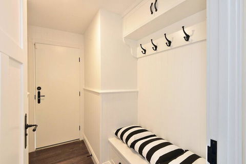 Margarets Hamptons Cottage - Hotel NSW 1