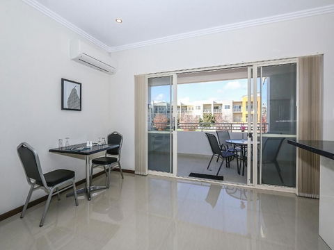 Rose Hotel Clarkson - Hotel NSW 5