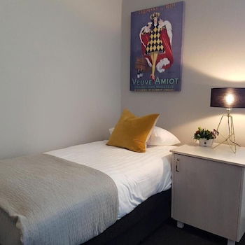 Northern Star Hotel Hamilton - Hotel NSW 2