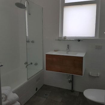 Northern Star Hotel Hamilton - Hotel NSW 4
