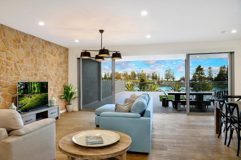 Belle Vue Penthouse At Black Beach - Hotel NSW 1