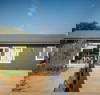 Kirsten Accommodation Parkes - Hotel NSW