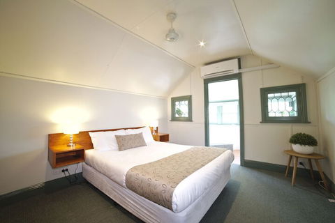 Ballarat Station Apartments - Hotel NSW 2
