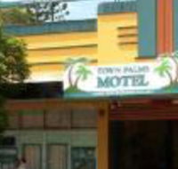 Town Palms Motel - Hotel NSW