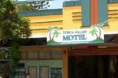 Town Palms Motel - Hotel NSW 0