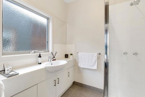 Tangles - Hotel NSW 7